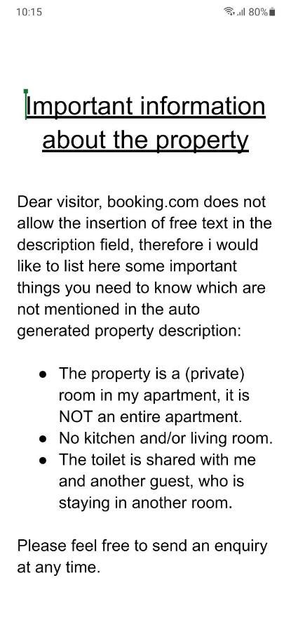 Séjour chez l'habitant Michelle, Not For Parties, Not A Hotel, With Shared Bathroom, No Kitchen *